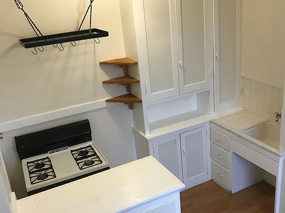 2nd image of 1000 Judah St APT 204