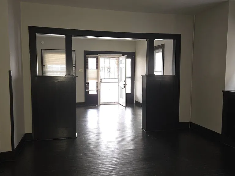 303 N State Ave — Photo 8