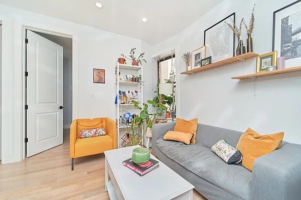 Rented by Living New York | media 6