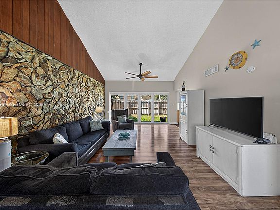 2nd image of 7265 W Sunrise Blvd #7265L