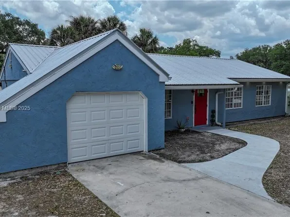 4002 Cascade Ln, Labelle, FL 33935