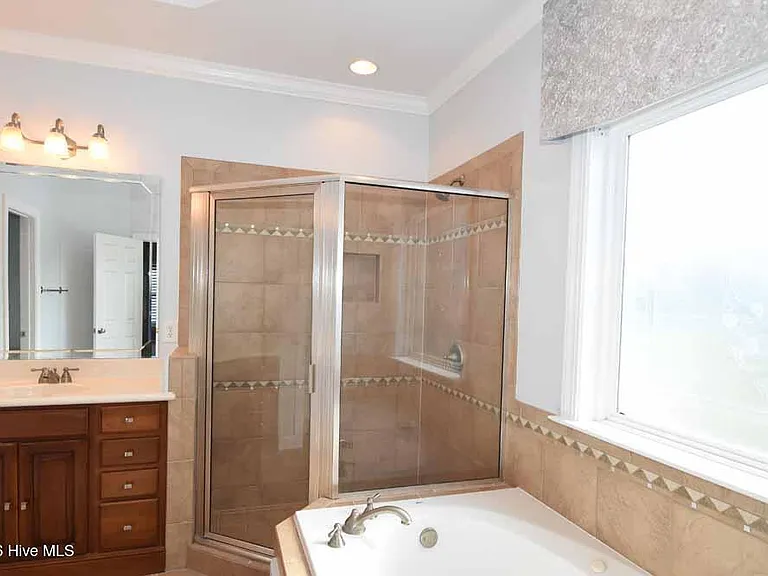 1129 Scarlet Oak Dr — Photo 20