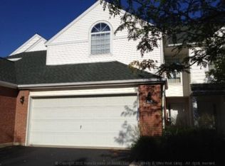 115 Meadowbrook Ln #44-C, Lake Bluff, IL 60044