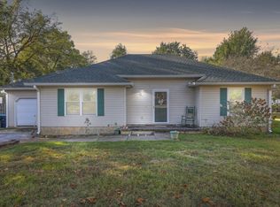 207 Royal Garden Dr, Murfreesboro, TN 37130