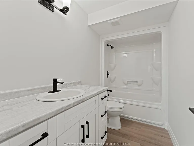 1807 Meldrum Rd #2 — Photo 9