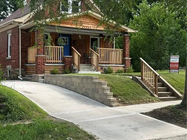 1137 Greeley Ave, Kansas City, KS 66104
