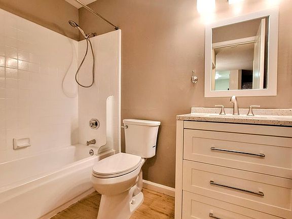 4th image of 5332 Monterey Rd #7