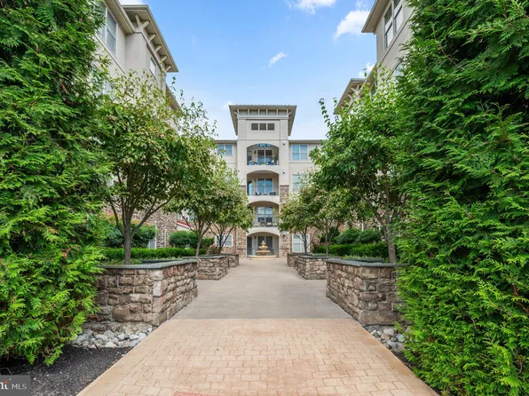 139 Cornerstone Dr, Newtown Square, PA 19073