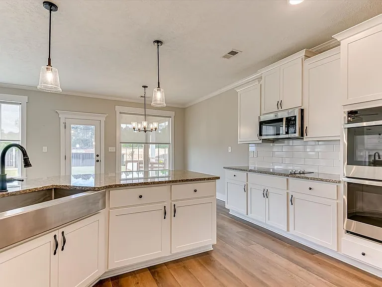 419 Barrow Ln — Photo 26