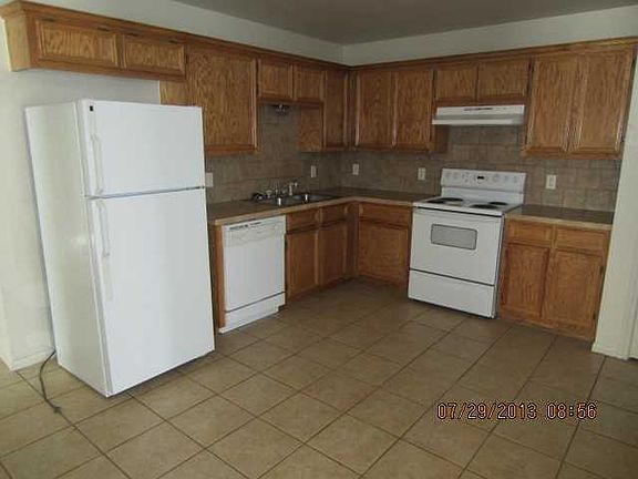 3rd image of 1408 Cinch Dr