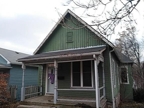 2nd image of 1611 Southwest Blvd