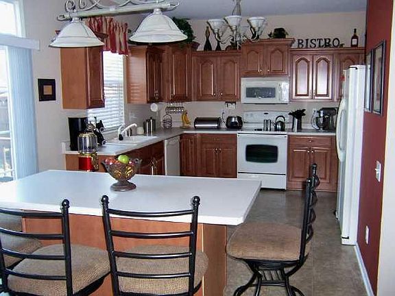 2nd image of 2904 Waterford Ln