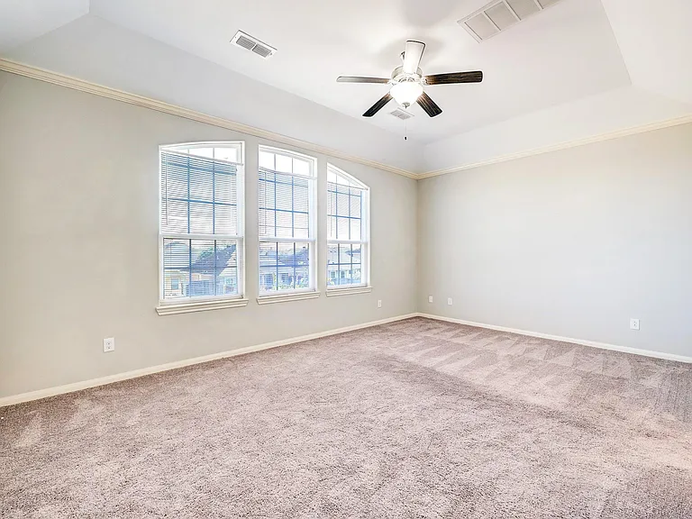 2727 Misty Heath Ln — Photo 25