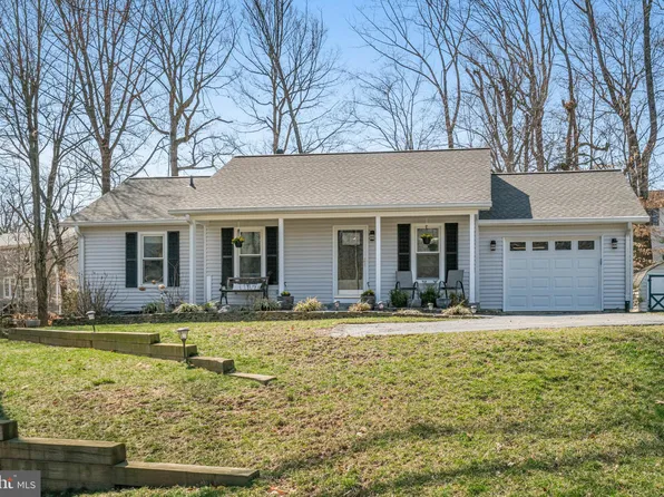 7266 Linden Tree Ln, Springfield, VA 22152