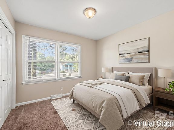 4th image of 6915 Idlewild Rd