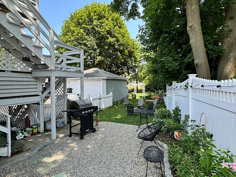 78 Plymouth St — Photo 14