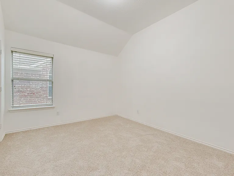 608 Regency Trl — Photo 22