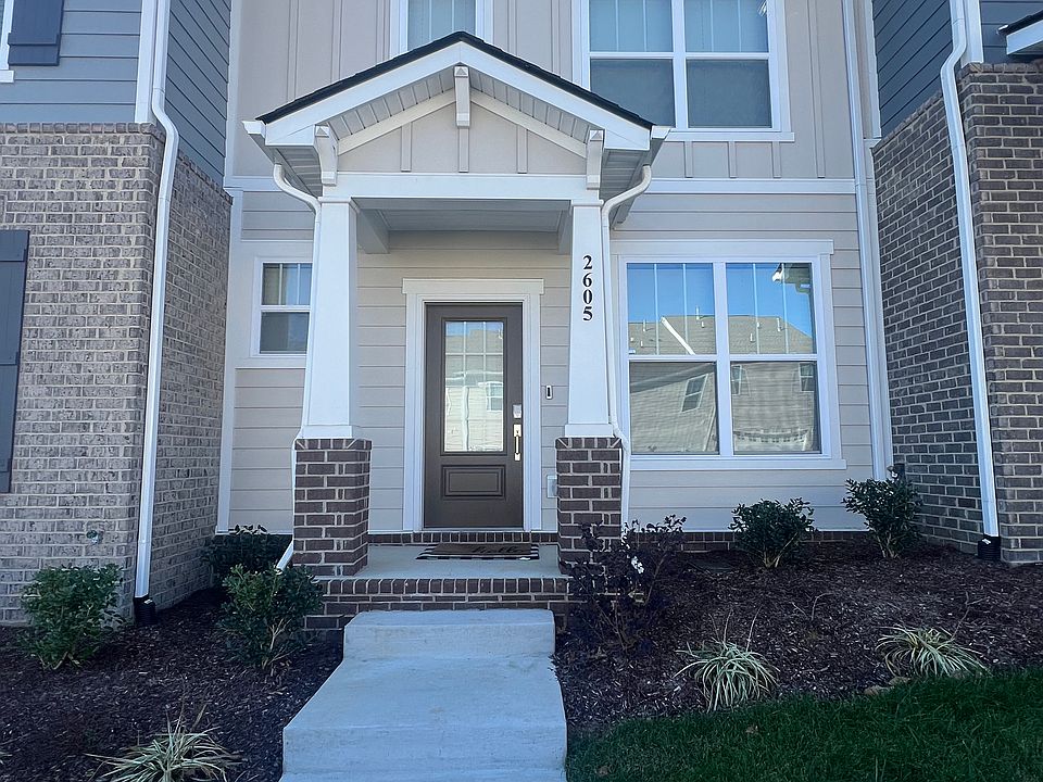 Welcome Home to 2605 Comanche Ct!