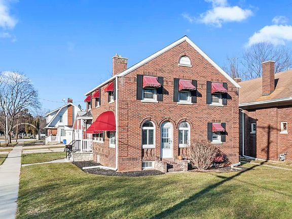 4th image of this home