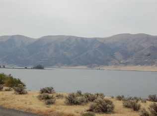 304 Arrowhead Pl SW, Mattawa, WA 99349