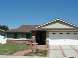 28149 Shelter Cove Dr, Santa Clarita, CA 91350