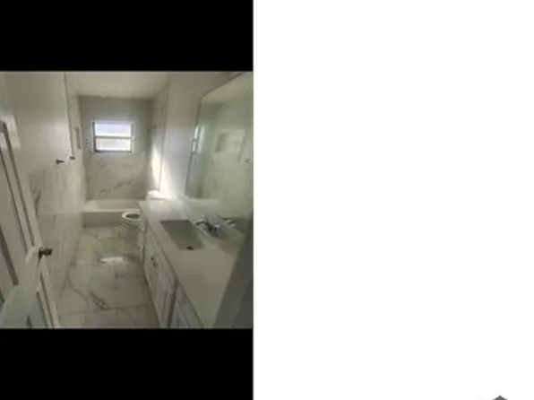 4124 SW 18th St #2, West Park, FL 33023