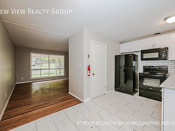 2nd image of 615 Camrose Dr #1