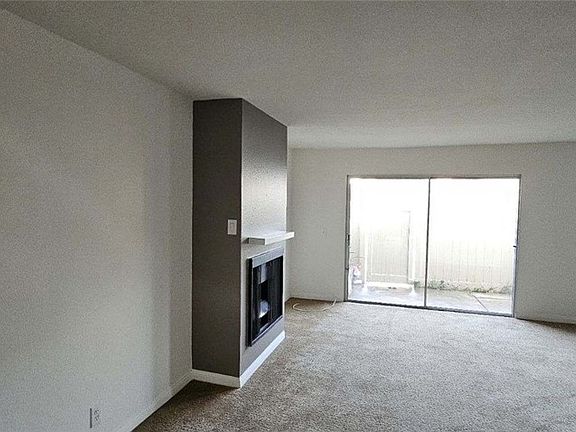4th image of 1284 Mohave Dr