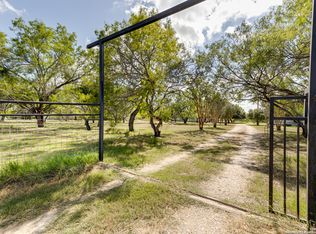 4898 Mount Olive Rd, Adkins, TX 78101