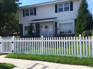 5783 S 13th St, Milwaukee, WI 53221