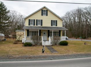 4136 Norton Pryor Rd, Pocono Summit, PA 18346