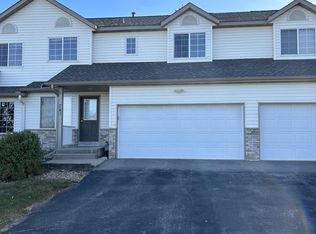 743 Baylee Pl SW, Pine Island, MN 55963