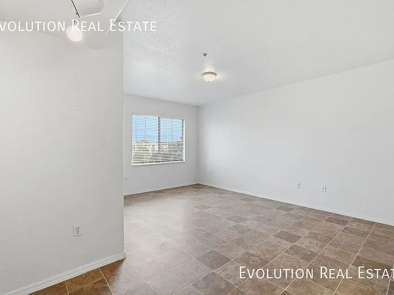 5302 E Van Buren St #3019 — Photo 6