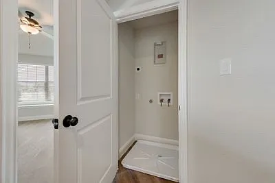 100 W Holford St #1153 — Photo 9
