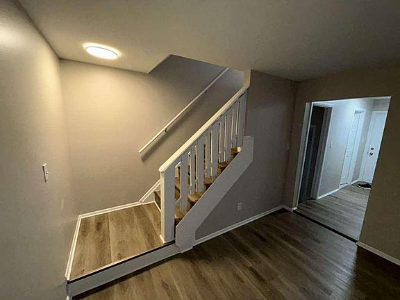 3rd image of 16134 La Salle Blvd