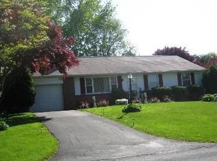 41 Homestead Dr, Lancaster, PA 17602