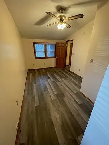 915 Arcadia Ave — Photo 5