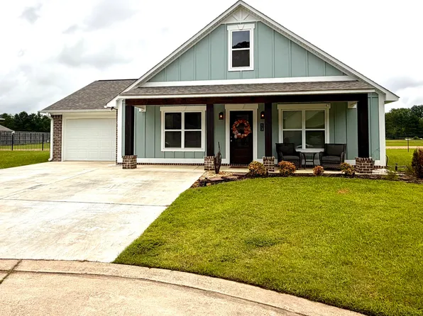 13 Deerfield Cv, Amory, MS 38821