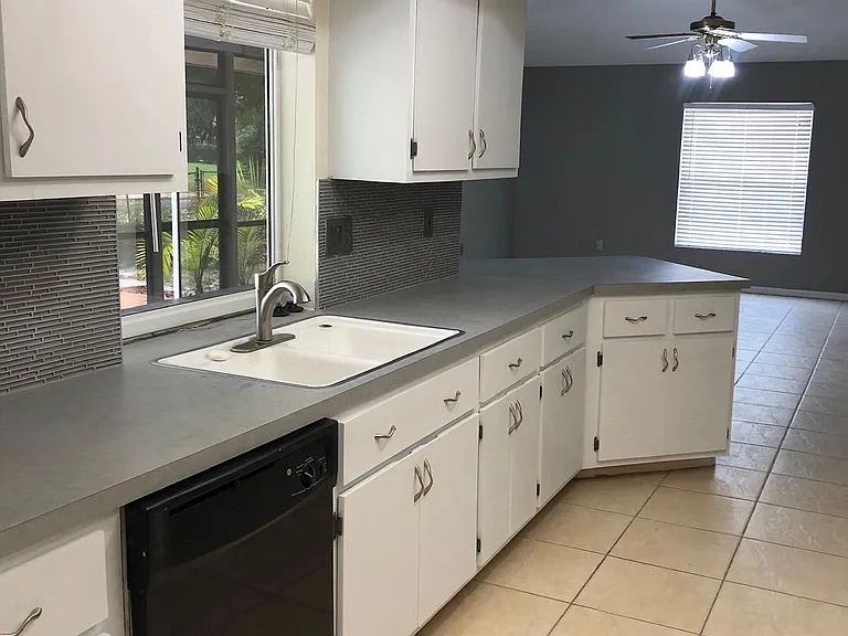 17298 Meadow Lake Cir — Photo 6