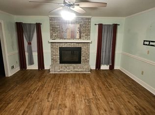 2210 Portertown Rd, Greenville, NC 27858