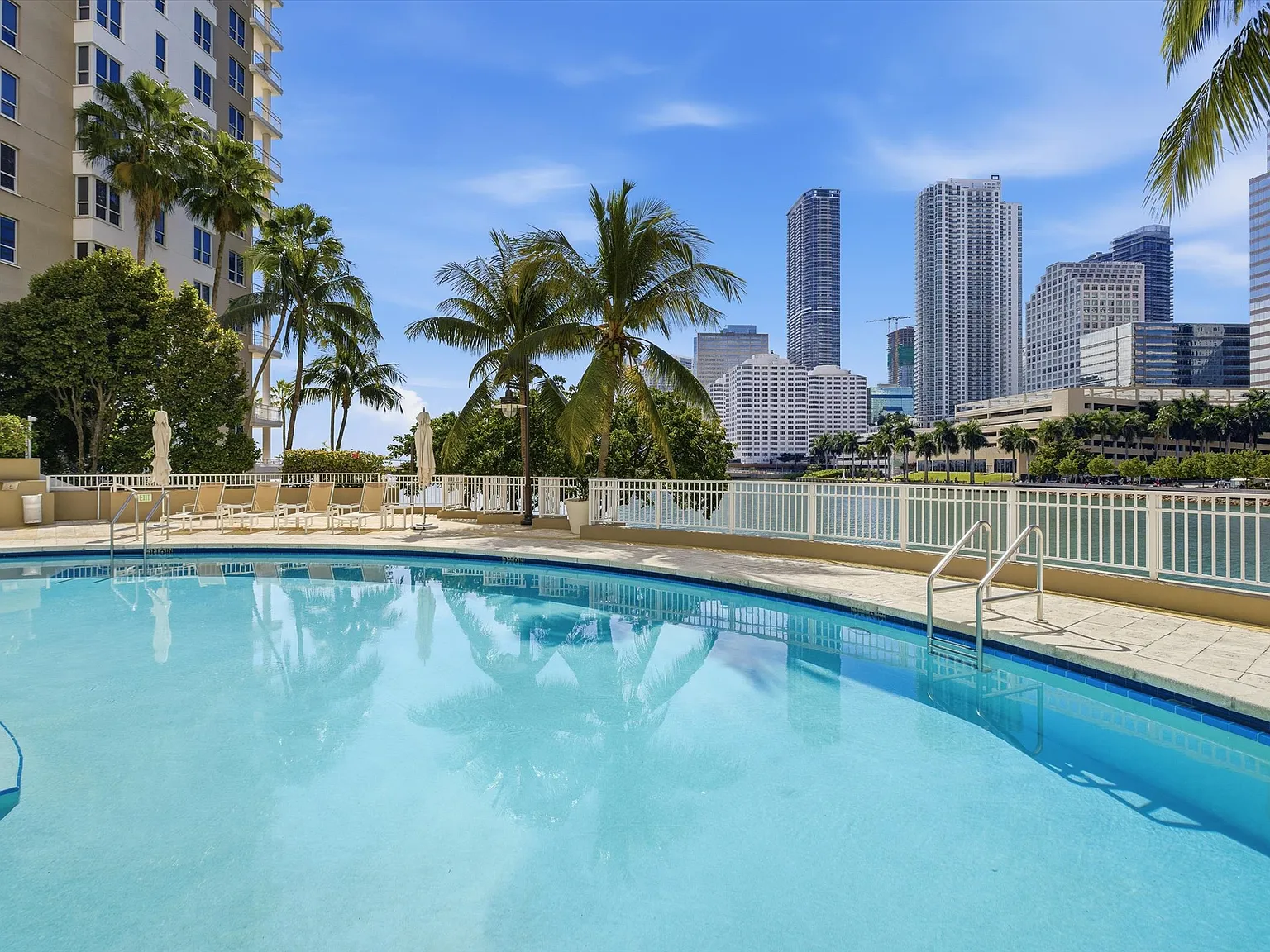 801 Brickell Key Blvd — Photo 3