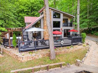 28 Rowland Point, Morganton, GA 30560