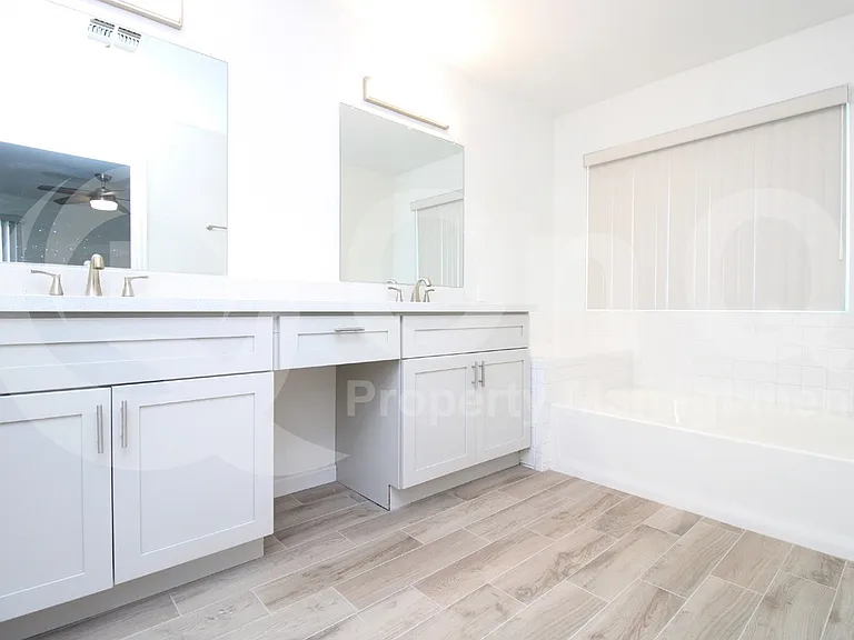 14646 N 90th Dr — Photo 16