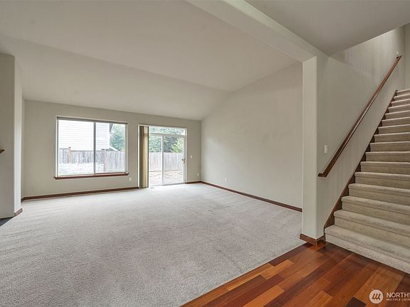 5th image of 8527 29th Way SE