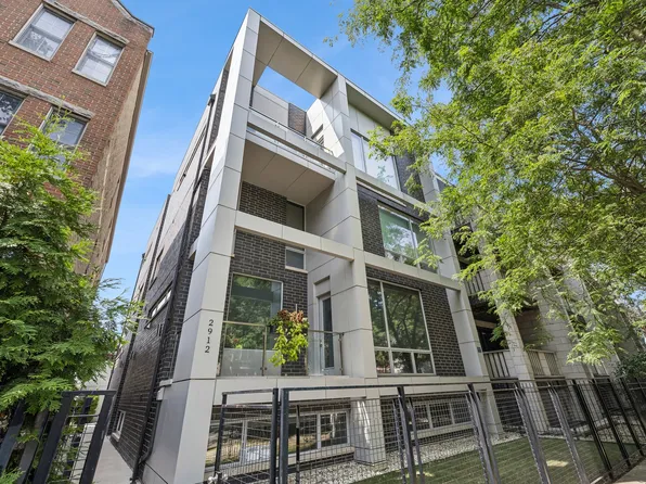 2912 N Damen Ave #1E, Chicago, IL 60618
