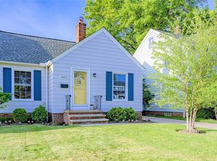 19478 Shoreland Ave, Rocky River, OH 44116