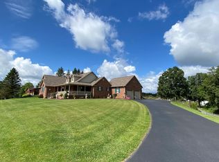 112 Ridgeway Dr, Princeton, WV 24740