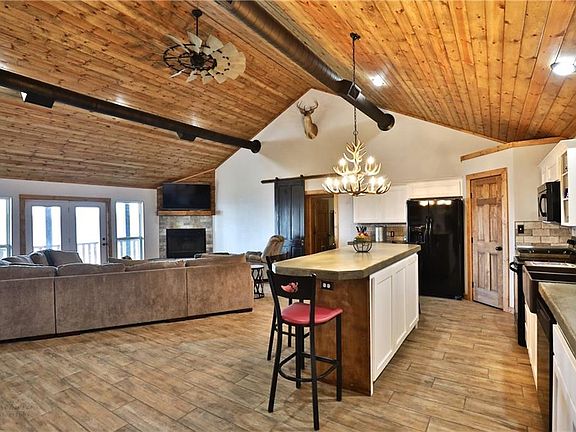 3rd image of 1040 Quail Creek Dr