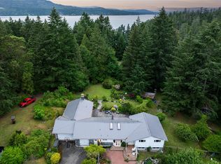 630 Senanus Dr, Central Saanich, BC