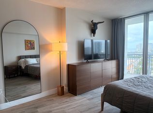 1750 N Bayshore Dr #1912, Miami, FL 33131